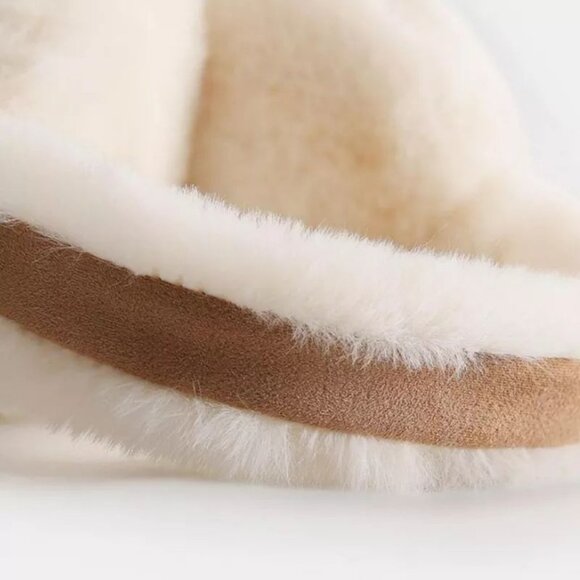 Disney Christmas 2025 Lil Rin Rin Plush Badge Red New